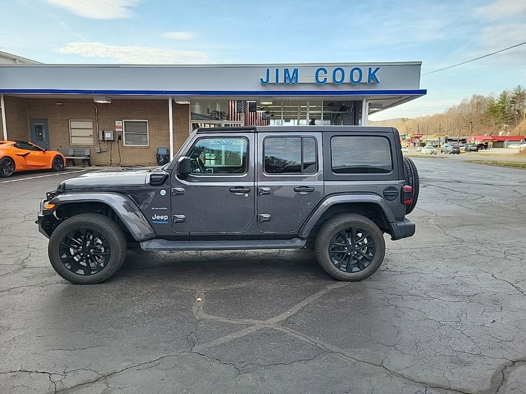 2022 Jeep Wrangler 4xe Unlimited Sahara 4x4