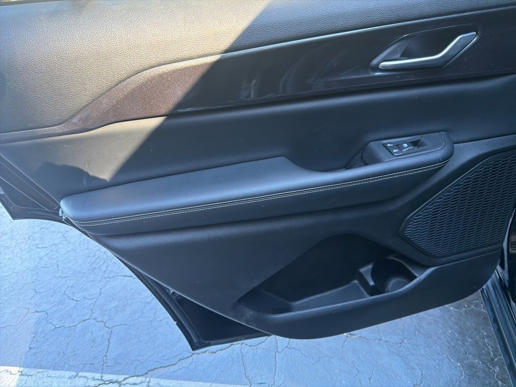 2023 Jeep Grand Cherokee L Laredo 4x4