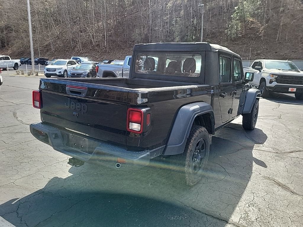 2021 Jeep Gladiator Sport 4x4