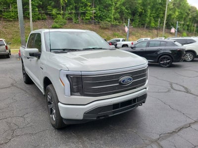 2023 Ford F-150 Lightning LARIAT