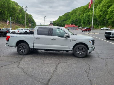 2023 Ford F-150 Lightning LARIAT