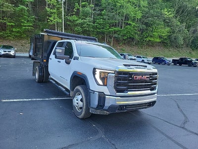 2024 GMC Sierra 3500 HD Chassis Cab Pro