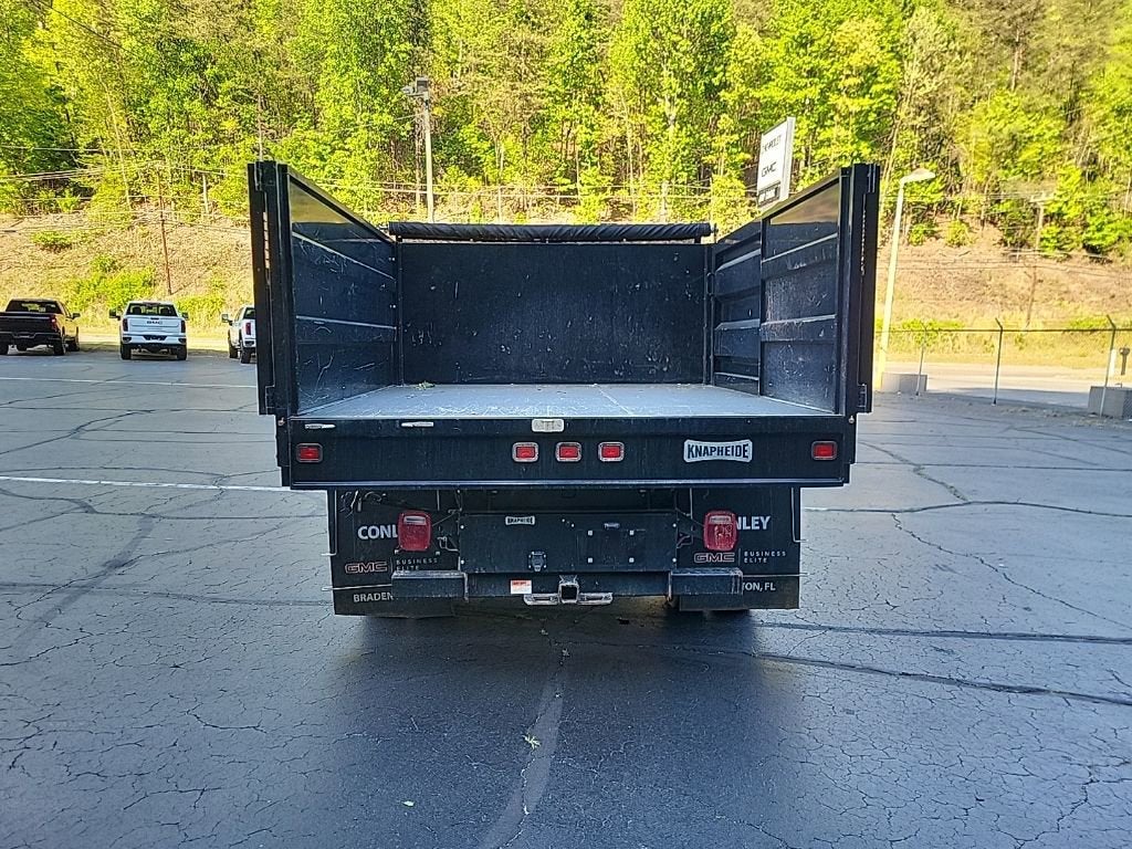 2024 GMC Sierra 3500 HD Chassis Cab Pro