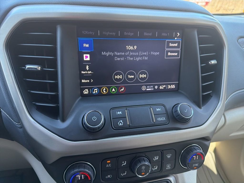 2023 GMC Acadia Denali