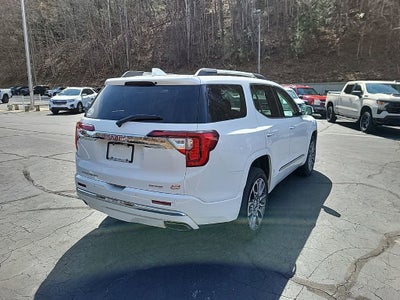 2023 GMC Acadia Denali