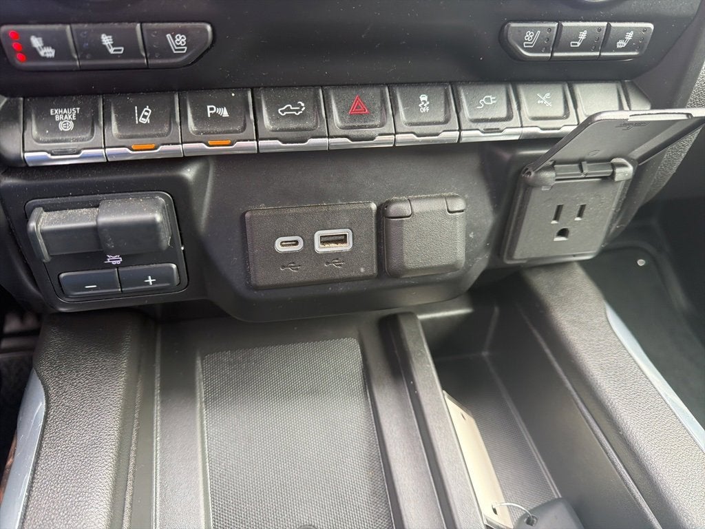 2022 GMC Sierra 3500 HD Denali