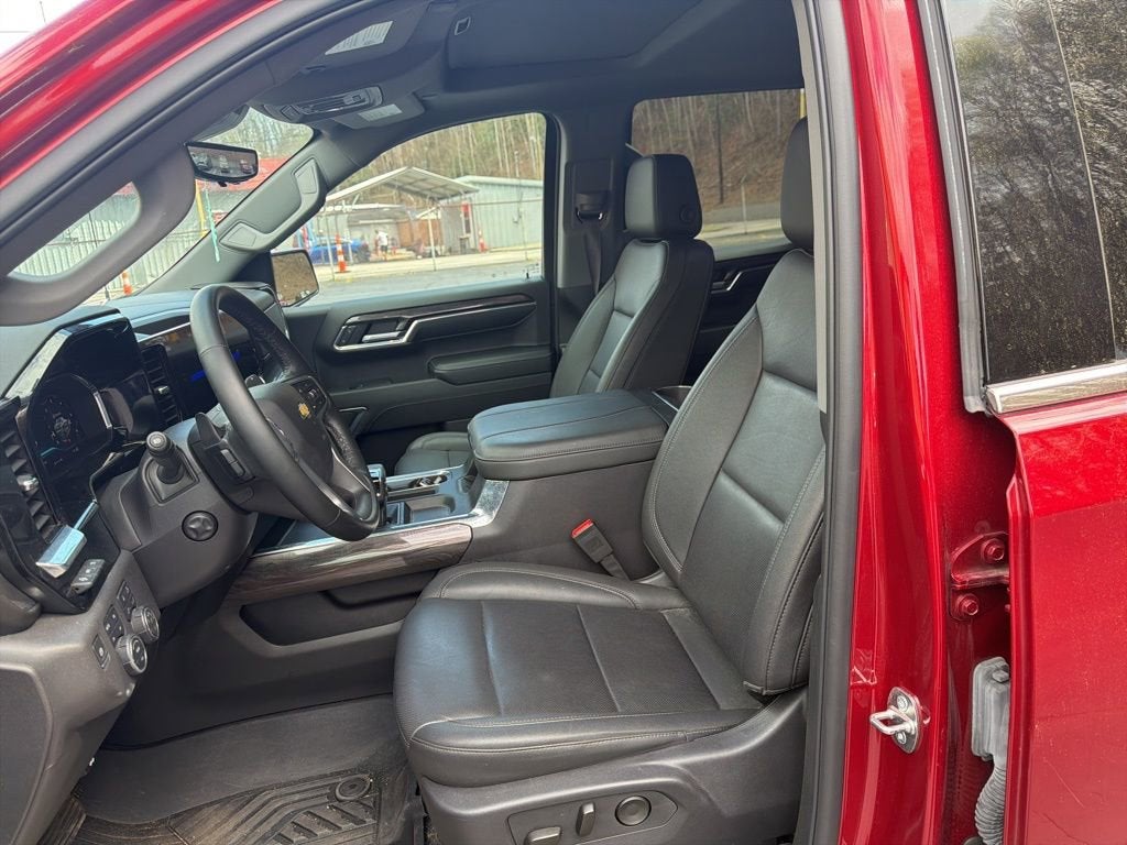 2024 Chevrolet Silverado 1500 LTZ