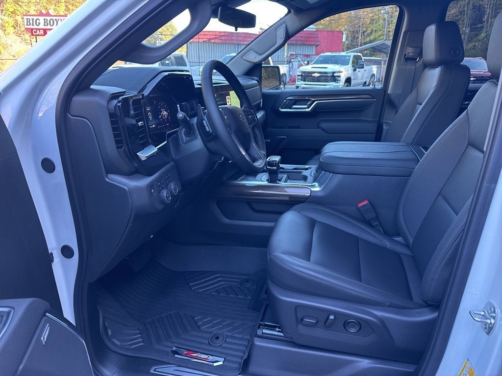 2025 Chevrolet Silverado 1500 LT Trail Boss