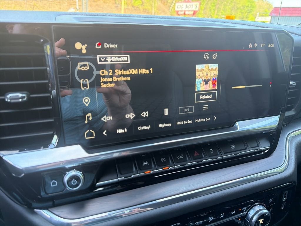 2023 GMC Sierra 1500 SLT