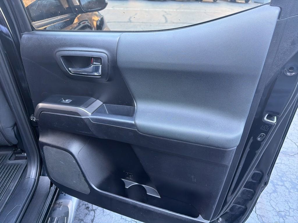 2021 Toyota Tacoma TRD Off-Road