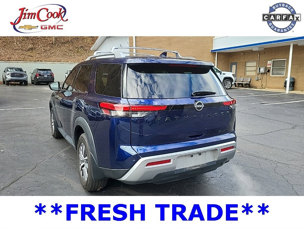 2023 Nissan Pathfinder SL 4WD