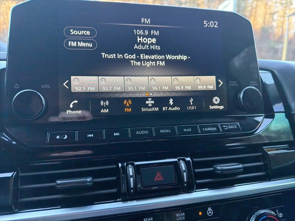 2023 Nissan Pathfinder SL 4WD