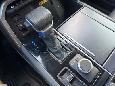 2023 Toyota Tundra Platinum