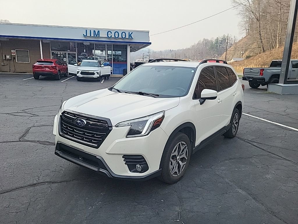 2023 Subaru Forester Premium