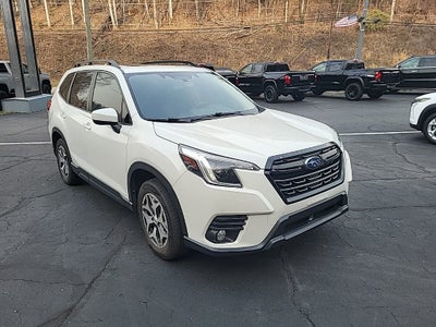 2023 Subaru Forester Premium