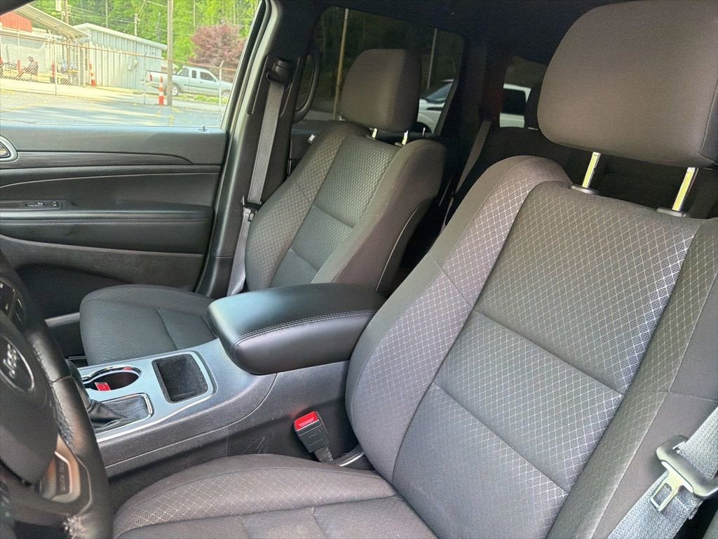 2021 Jeep Grand Cherokee Laredo E 4x4
