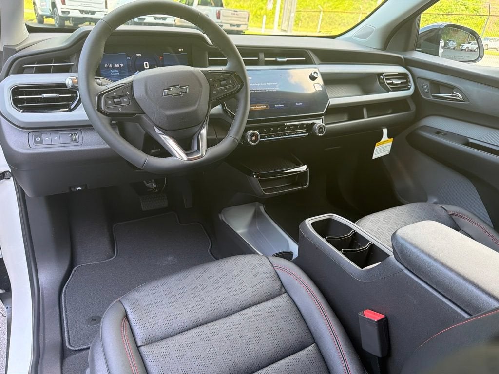 2027 Chevrolet Bolt RS - Photo 16