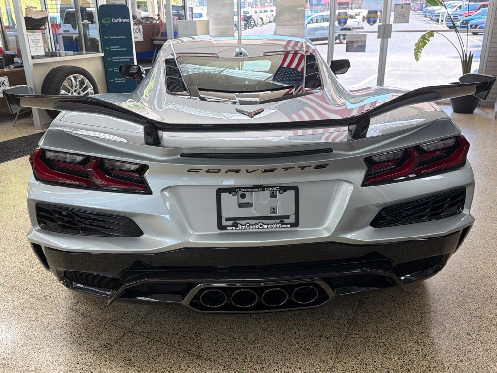 2027 Chevrolet Corvette 1LZ - Photo 17