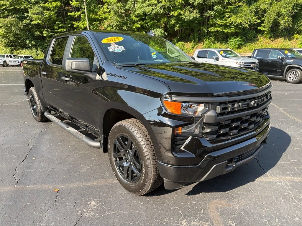 2025 Chevrolet Silverado 1500 Custom