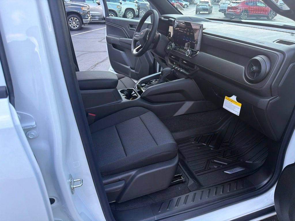 2026 Chevrolet Colorado Work Truck - Photo 14