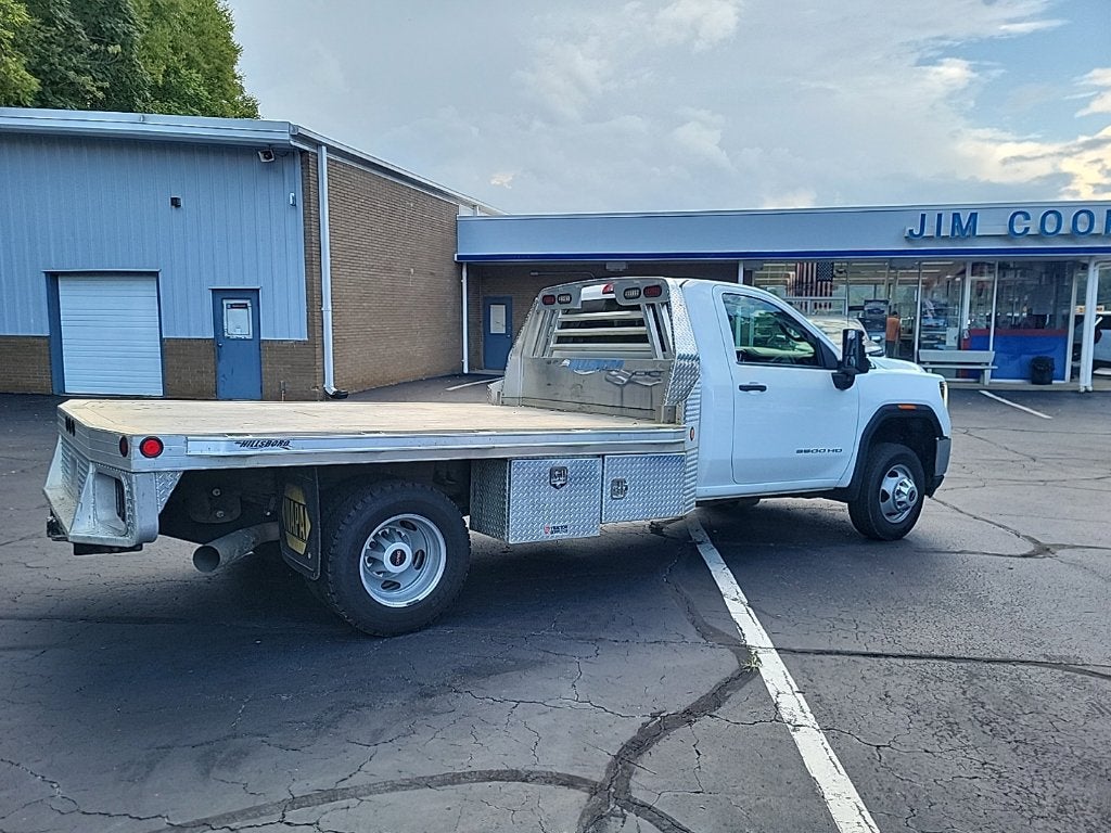 2022 GMC Sierra 3500 HD Chassis Cab Pro