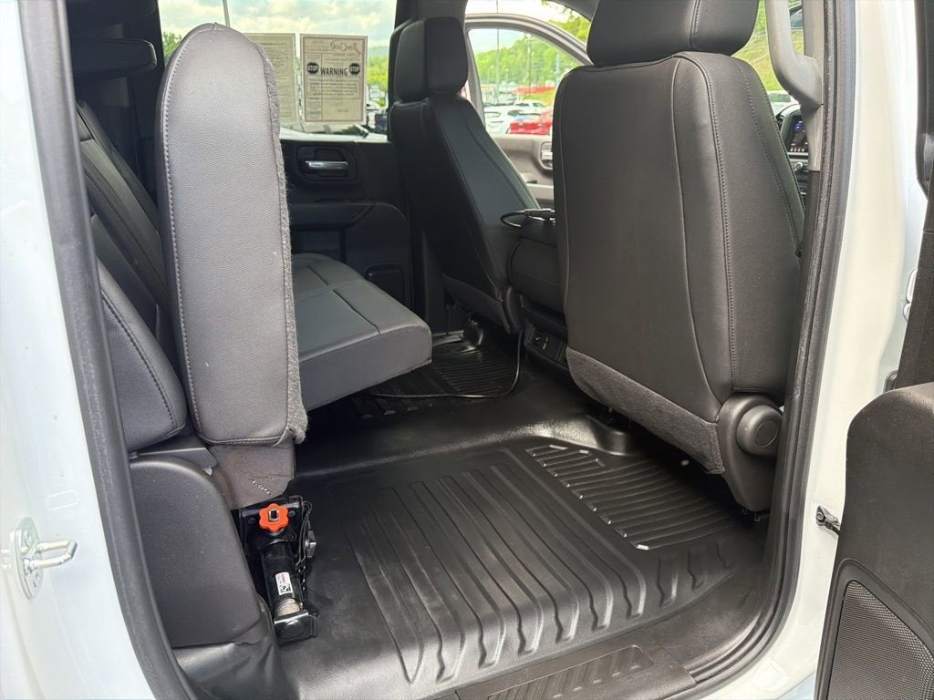 2024 GMC Sierra 3500 HD Chassis Cab Pro