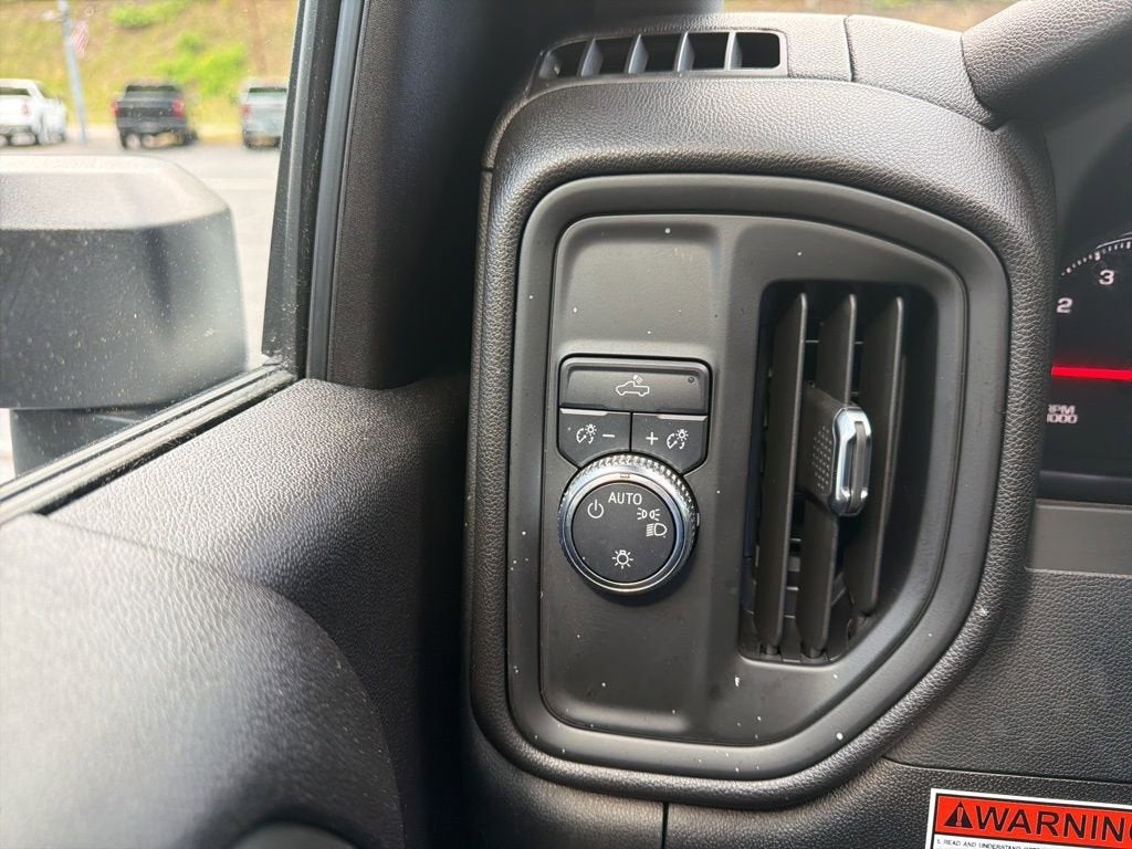 2024 GMC Sierra 3500 HD Chassis Cab Pro