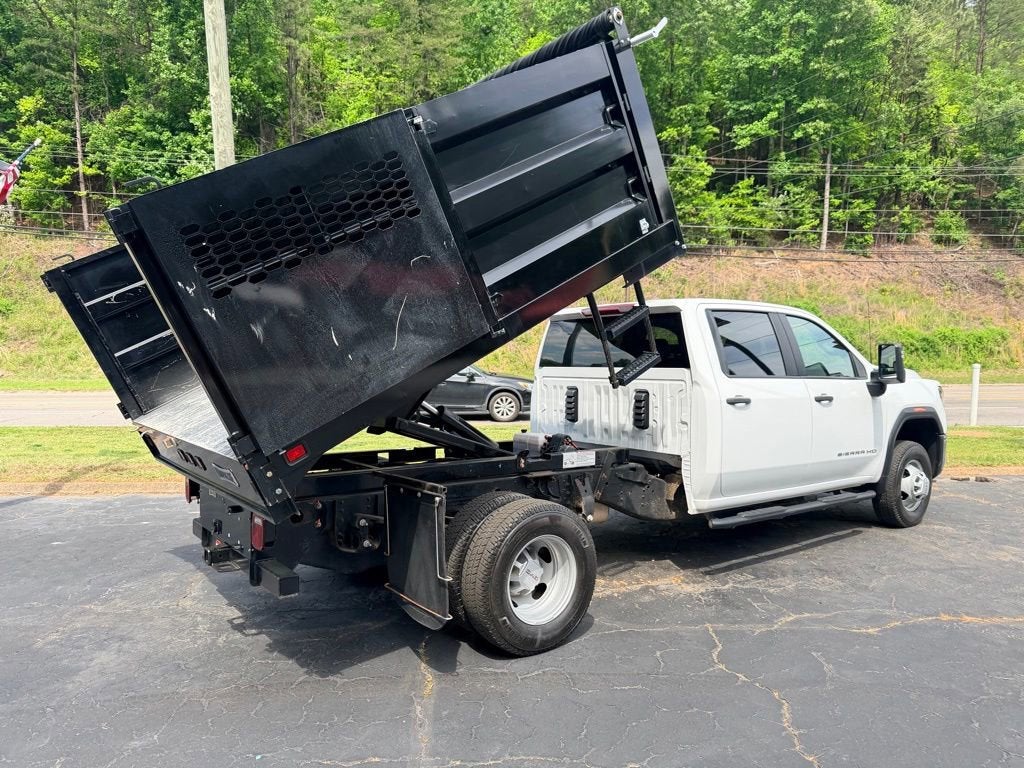 2024 GMC Sierra 3500 HD Chassis Cab Pro