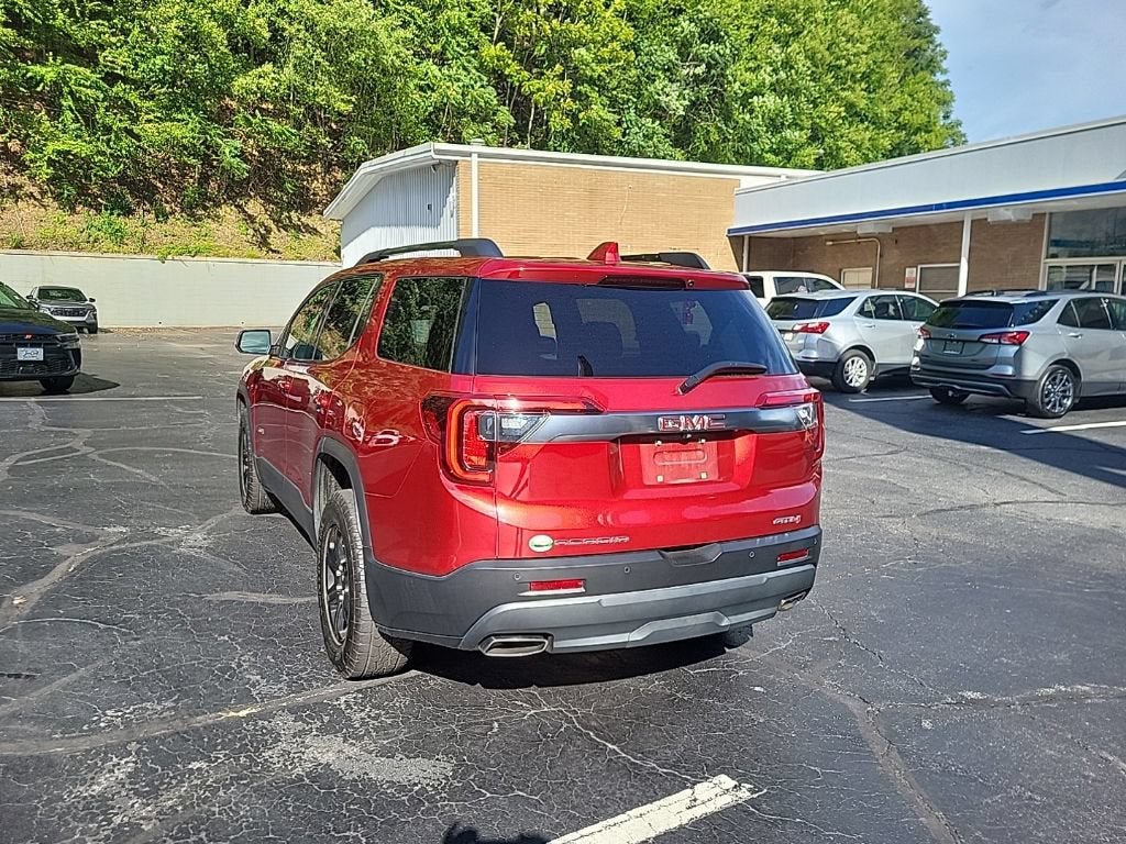 2021 GMC Acadia AT4