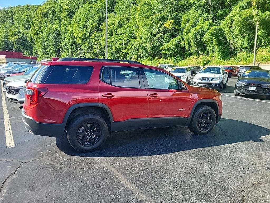 2021 GMC Acadia AT4
