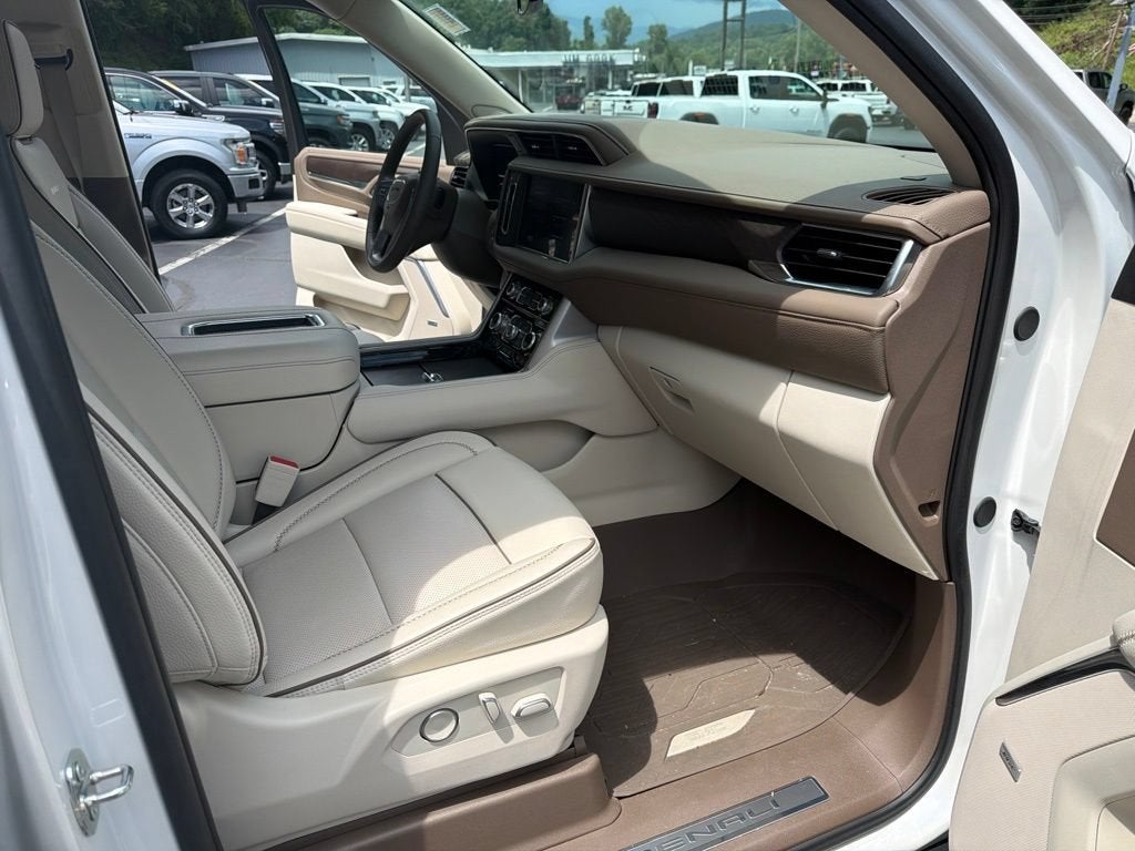 2024 GMC Yukon XL Denali