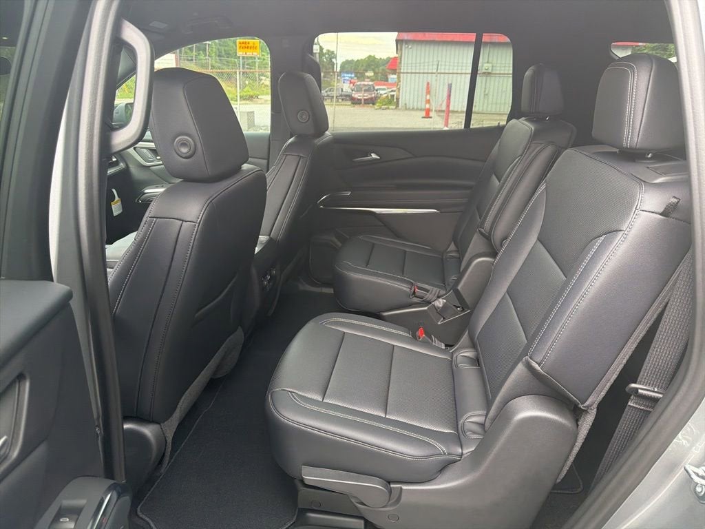 2026 Chevrolet Traverse LT - Photo 12