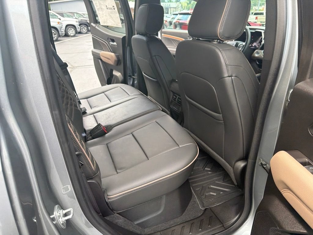 2025 GMC Canyon Denali
