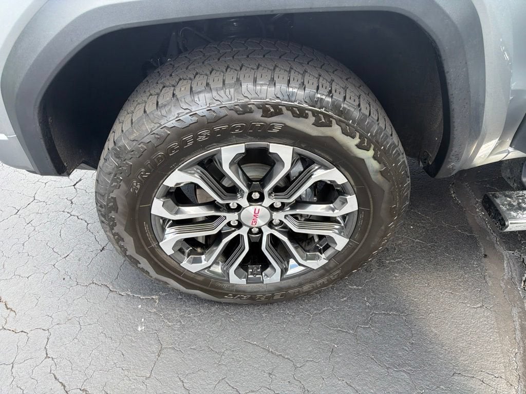 2025 GMC Canyon Denali