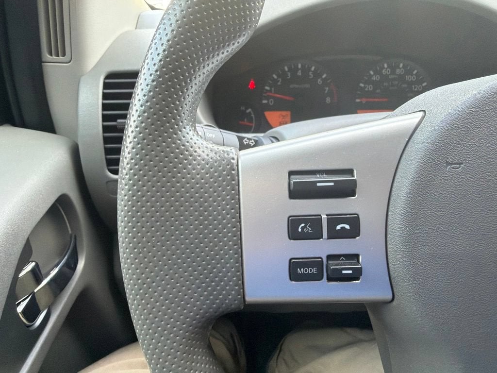 2021 Nissan Frontier Crew Cab SV 4x4