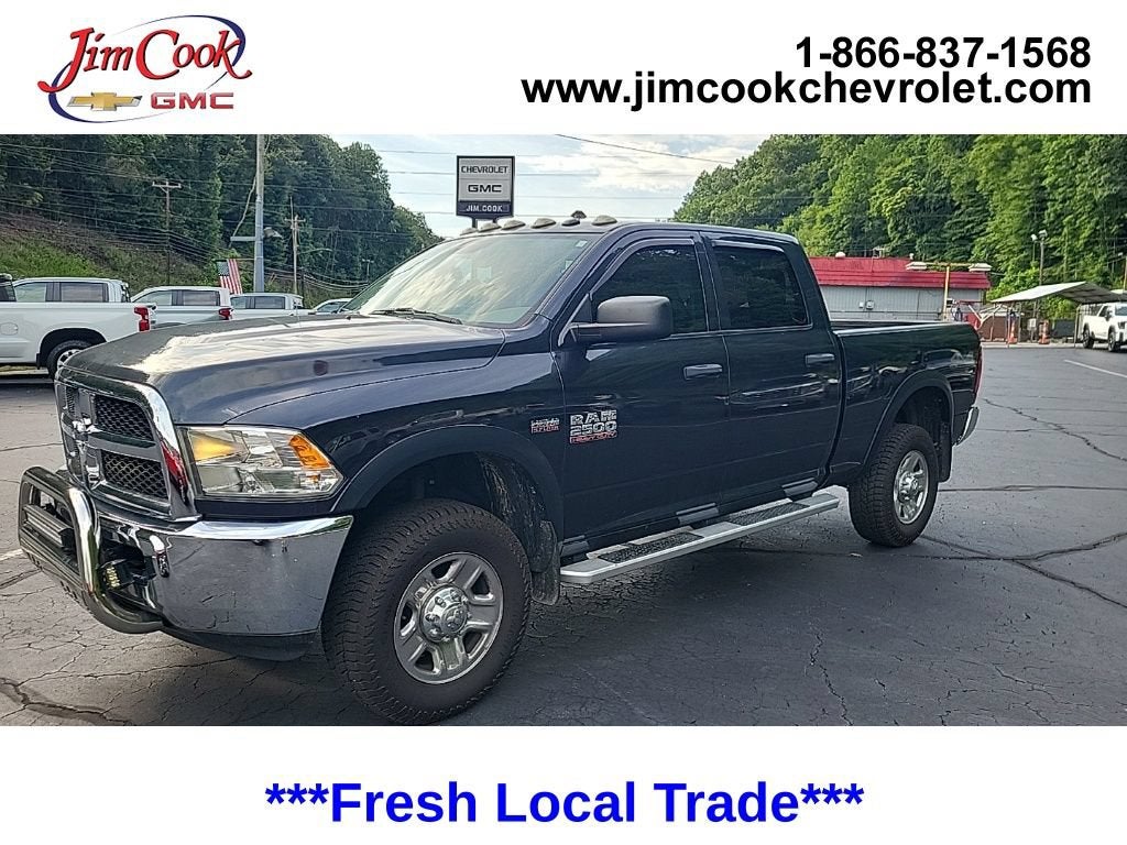 2017 RAM 2500 Tradesman Crew Cab 4x4 6'4" Box