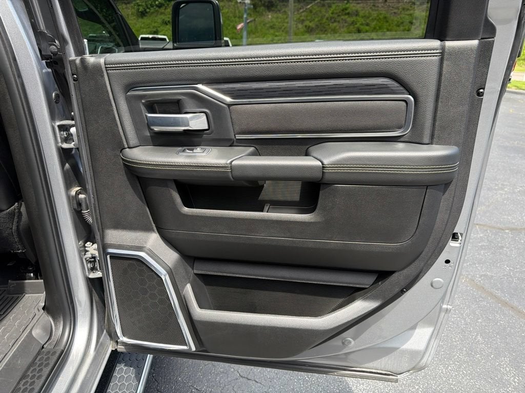 2024 RAM 2500 Laramie Crew Cab 4x4 6'4" Box