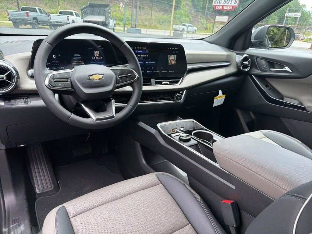 2026 Chevrolet Equinox LT - Photo 16